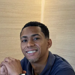 Foto de Juan, consultor da Rapple Store